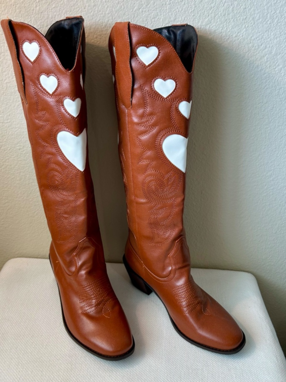 Cowboy Boot Tall Brown White Hearts Inlay Pull Strap Wide Calf Heel 1.5" 38/7.5 - Picture 3 of 14